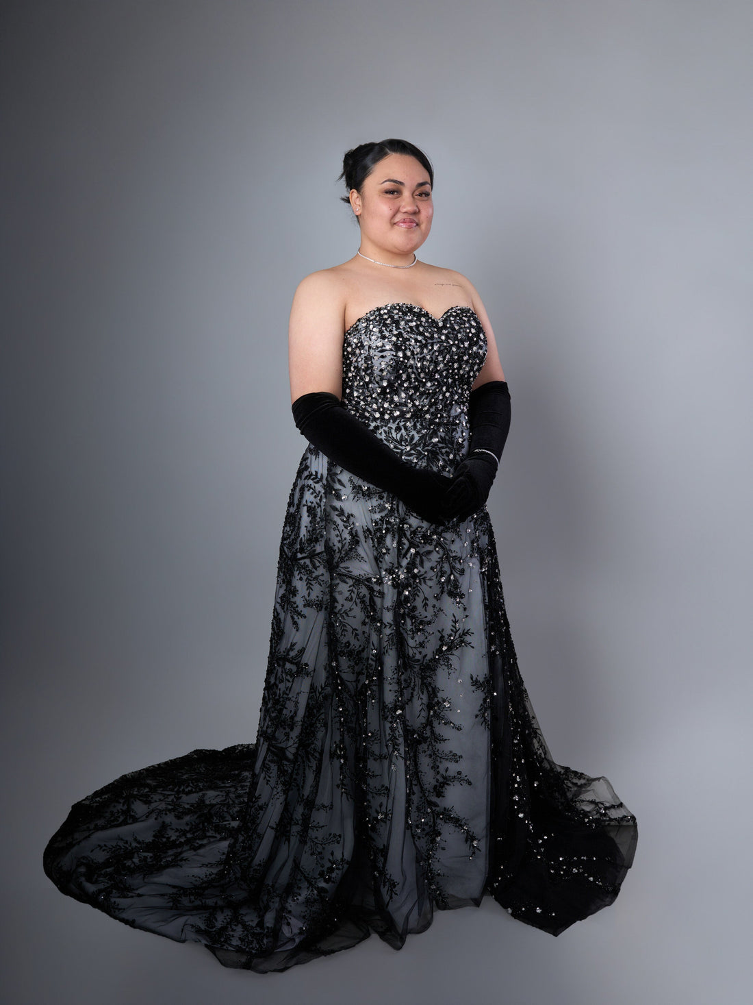 The Ultimate Black Beaded Evening Gown: A Statement of Timeless Elegance When you want to make an unforgettable entrance, few dresses create the same impact as a luxury black beaded evening gown.