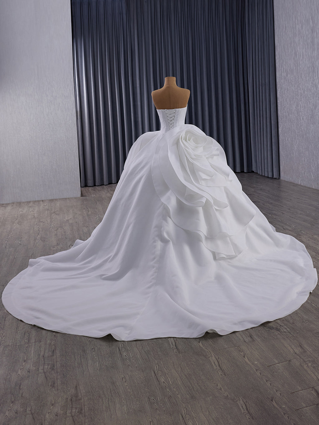 Sculptural Strapless Ball Gown Wedding Dress