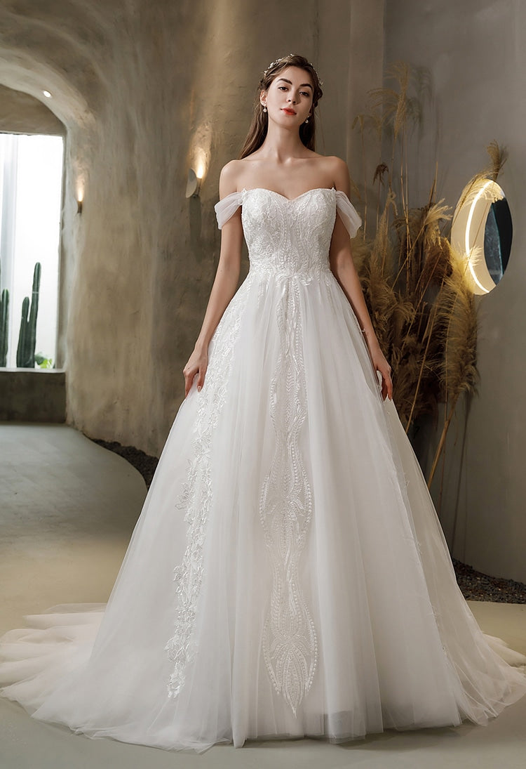 Elegant formal gown style 2526 for special occasions