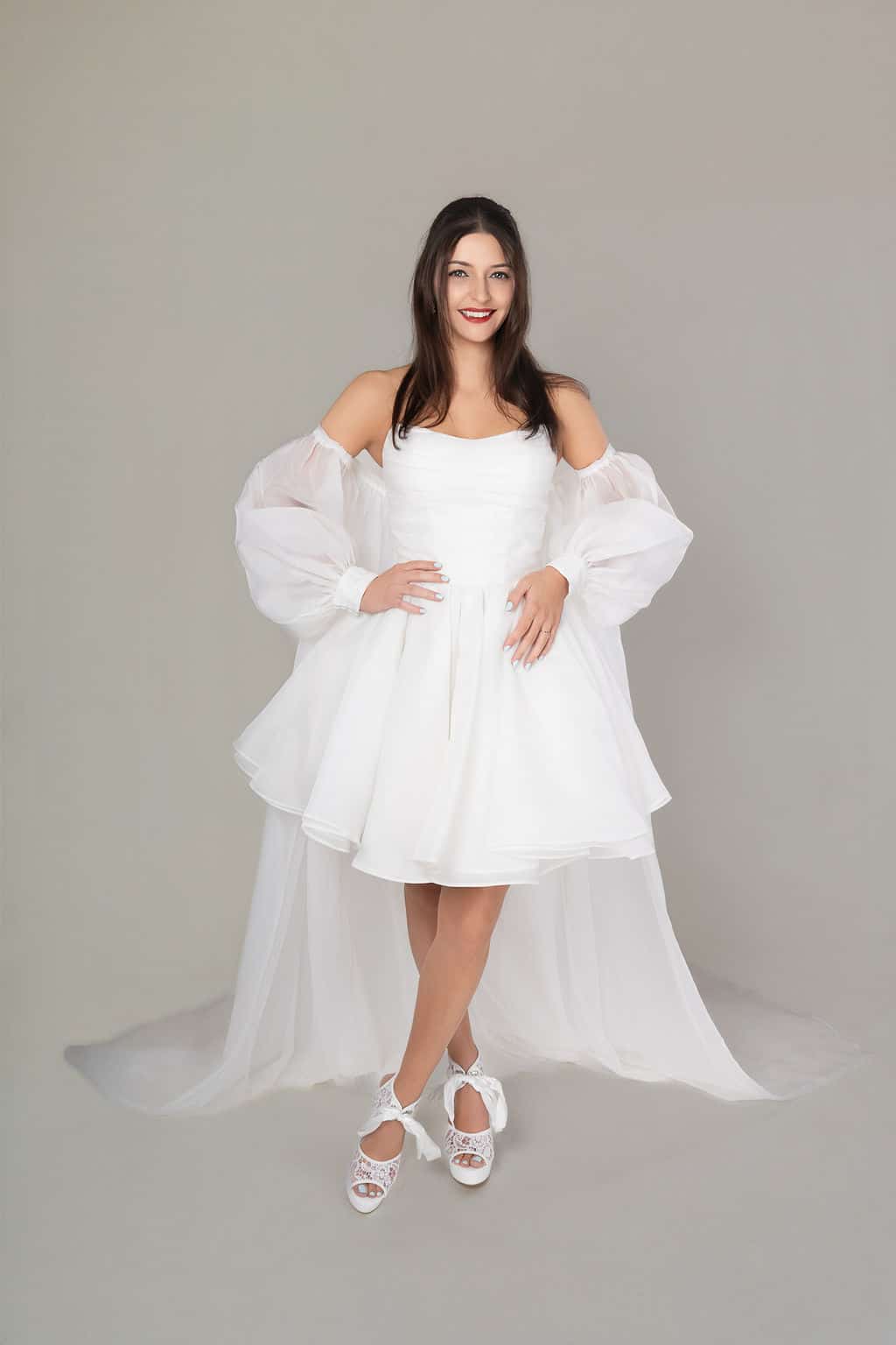 White mini wedding dress with puffed off-shoulder sleeves – Art Kollocsion Auckland