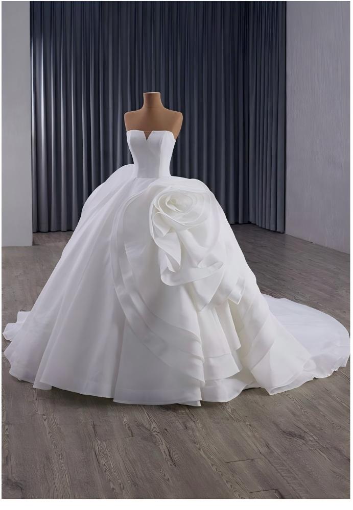 Sculptural Strapless Ball Gown Wedding Dress