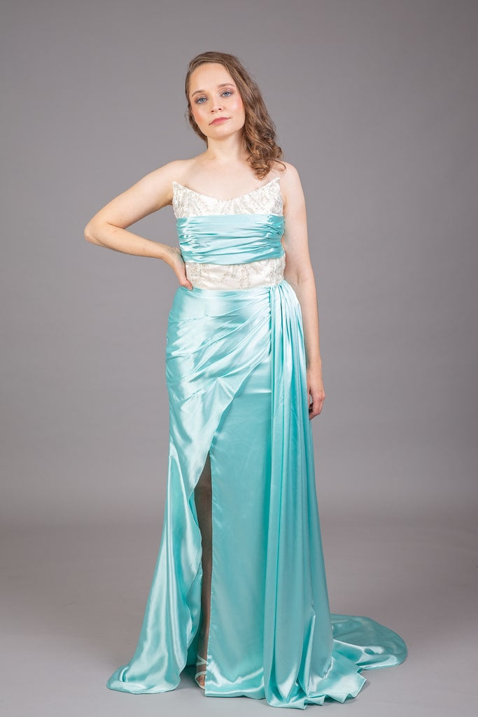 Turquoise evening dress with white lace bodice and sweetheart neckline – Art Kollocsion Auckland
