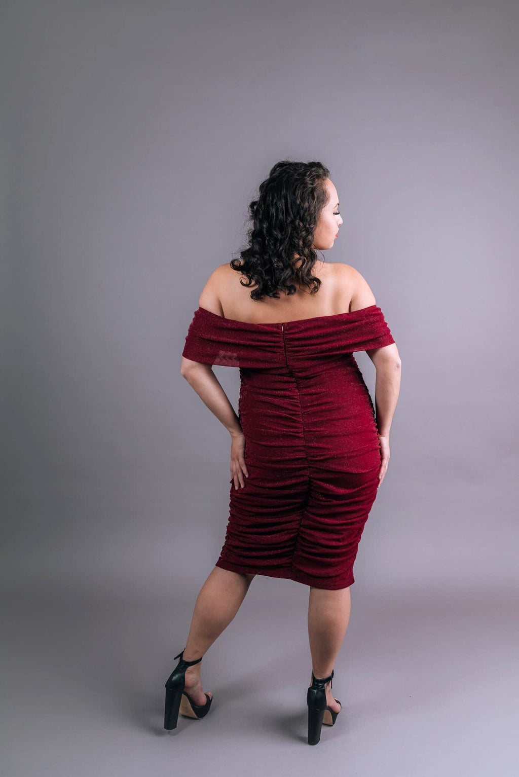 Versatile maroon dress with ruched detailing, off-shoulder neckline, and midi length – Art Kollocsion Auckland