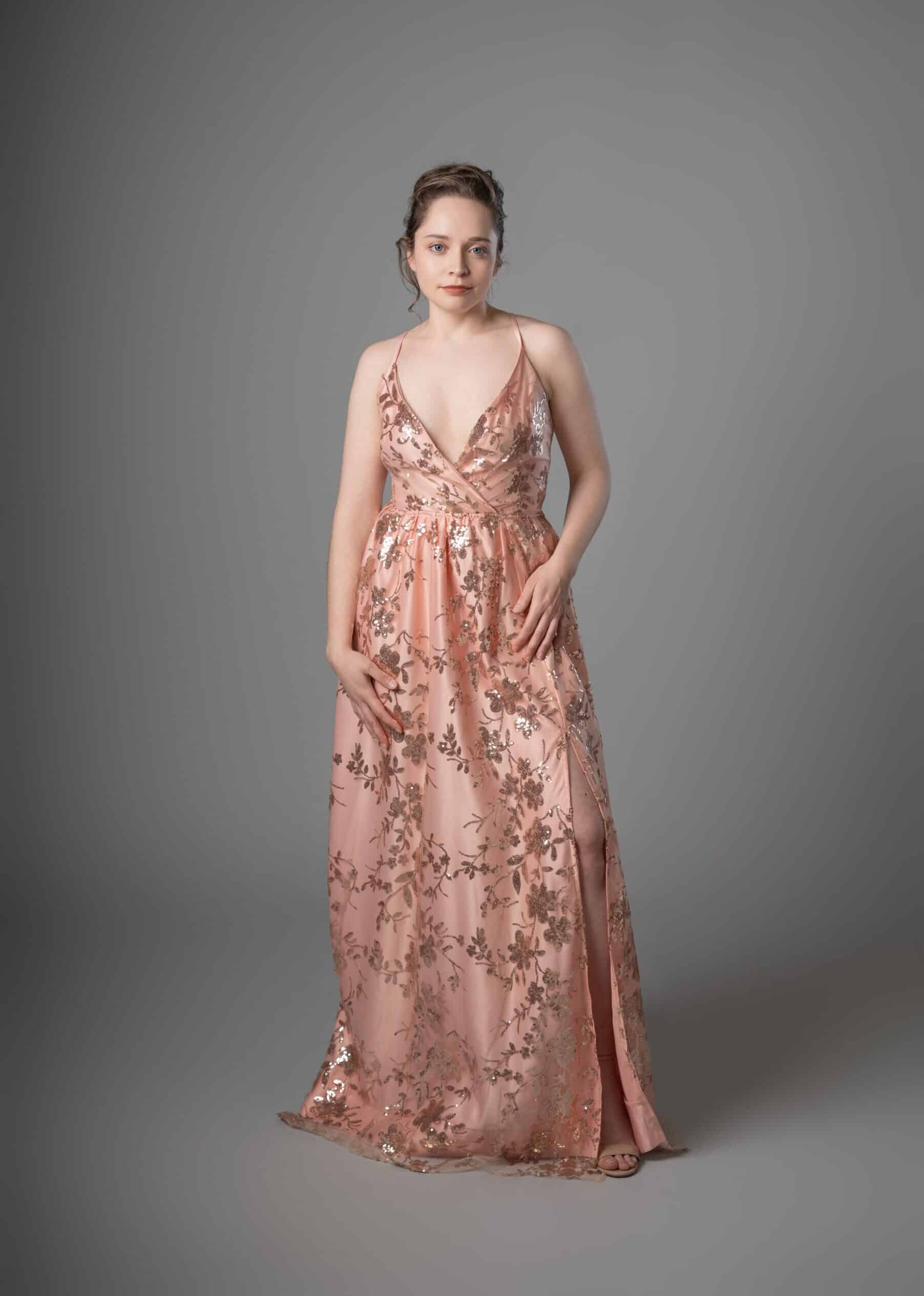 Peach wrap dress with gold sequin embroidery and floral beading, V-neckline – Art Kollocsion
