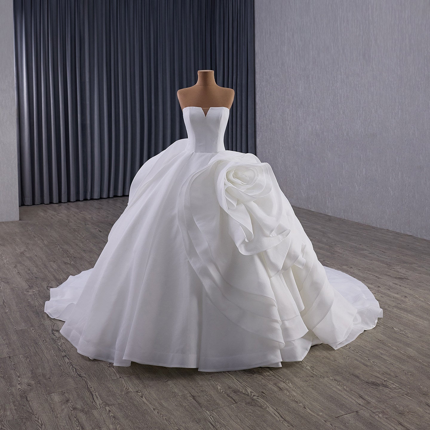 Sculptural Strapless Ball Gown Wedding Dress